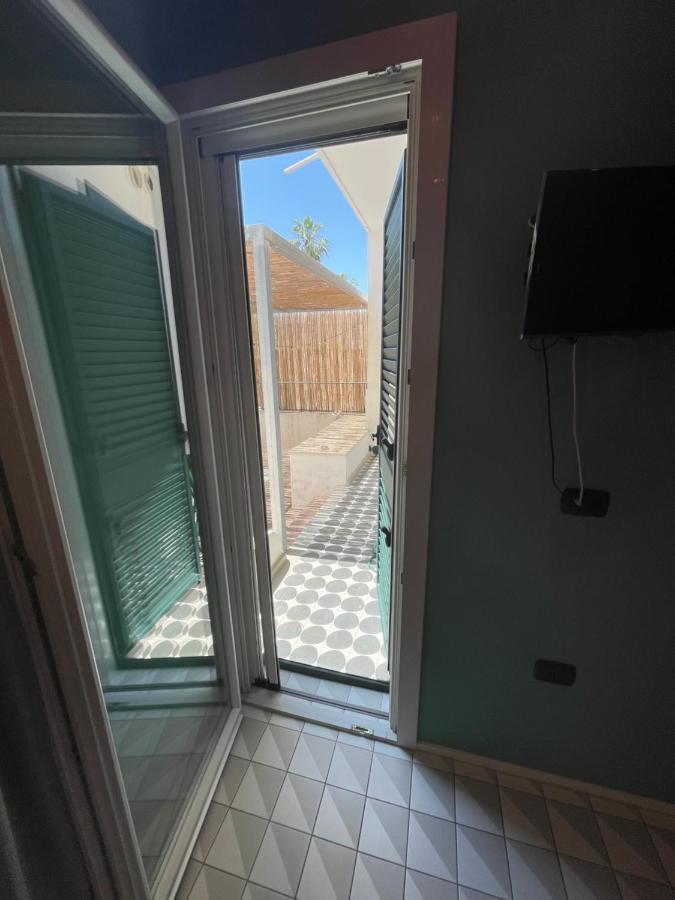 Dusme Bed and Breakfast Taranto Exteriör bild